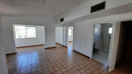 Casa Sola En Renta En Las Granjas, Chihuahua, Chihuahua