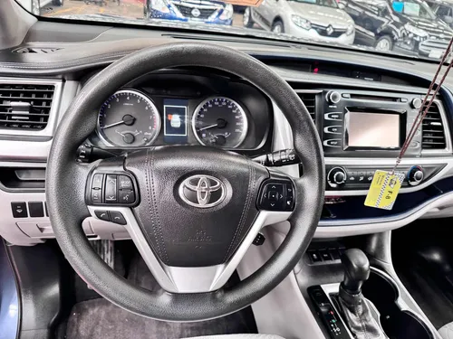 Toyota Highlander 3.5 Le At
