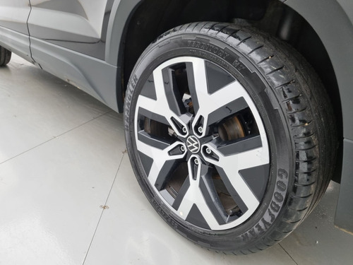 Volkswagen Taos 1.4 250 TSI TOTAL FLEX HIGHLINE AUTOMÁTICO