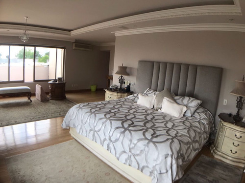 Casa En Venta En Bosques De Las Lomas (m2c192)