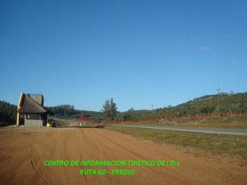 Campo En Venta En Lavalleja, 4 Hectáreas.