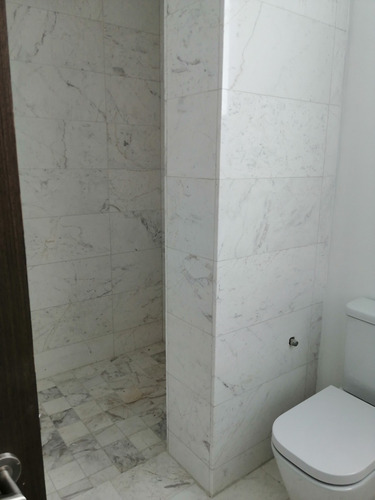 Apartamento En Venta Urb. La Castellana 19672