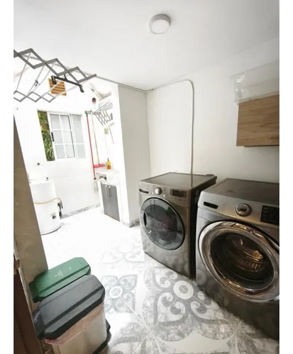 Vendo Casa 3 Niveles En El Poblado Castropol