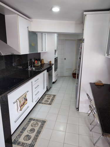 Townhouse Duplex En Venta Macaracuay Conjunto La Taina