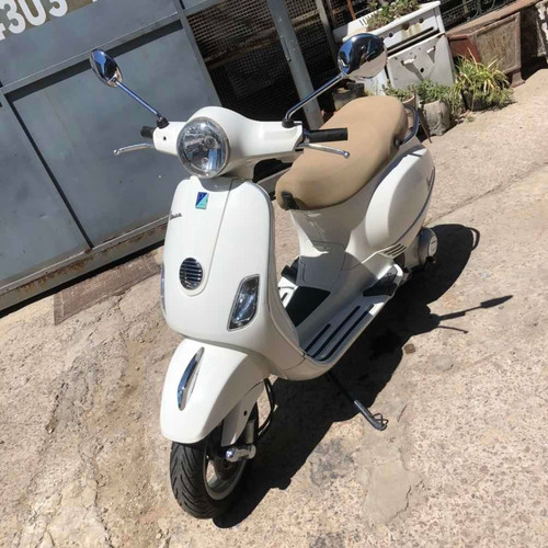 Piaggio Vespa Lx