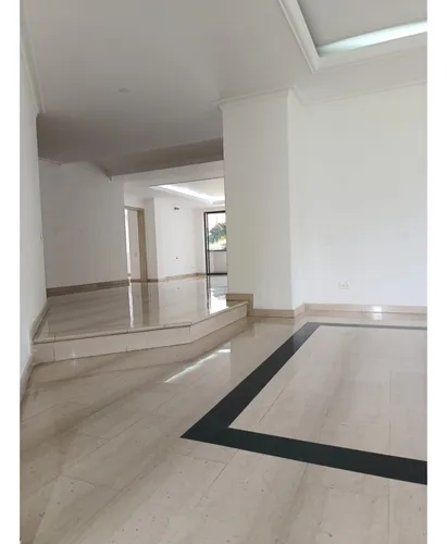 Apartamento En Venta Los Balsos