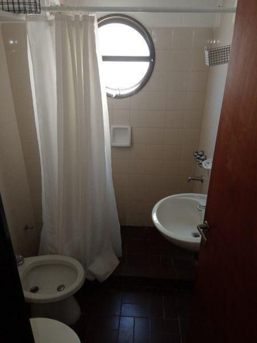 Imagen 10 de 14 de 2 Ambientes | Av 1 4400