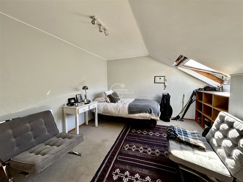 Casa En Venta De 5 Dorm. En Lo Barnechea