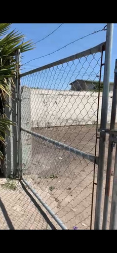 Terreno En Venta En La Col Constitución Rosarito
