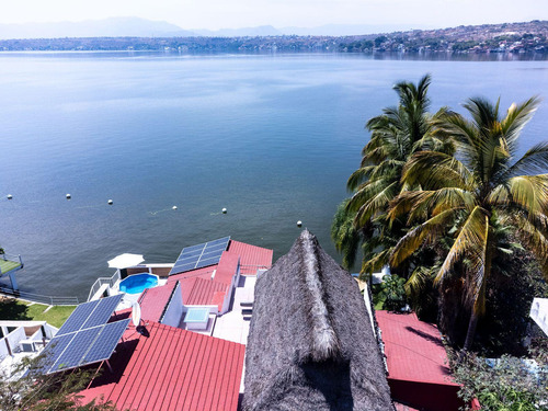 Casa A Orilla Del Lago De Tequesquitengo