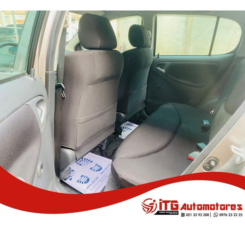 Imagen 6 de 8 de Toyota Vitz Rs 2001