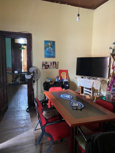Imagen 2 de 8 de Casa A Reciclar