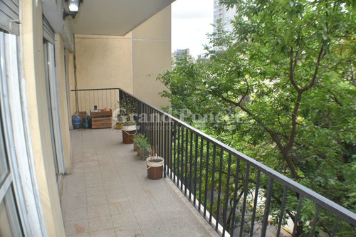 Departamento 4 Ambientes Con Balcon Y Cochera
