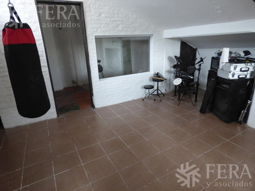 Imagen 10 de 14 de Venta De Casa De 5 Ambientes En Bernal (24312)