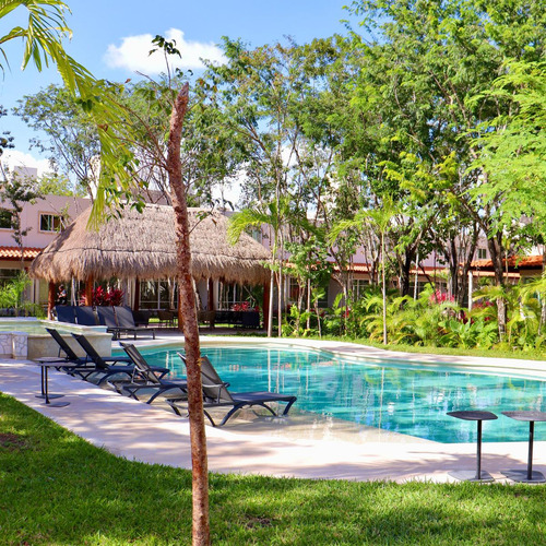Casa En Venta En Playa Del Carmen De 2 Hab Con Alberca