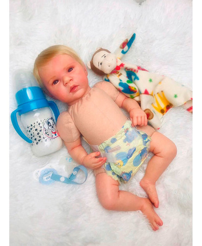 Imagem 8 de 8 de Boneca Bebe Reborn Com Enxoval