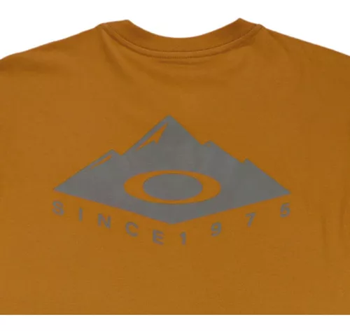 Camiseta Masculina Oakley Mountain 1975 - overboard