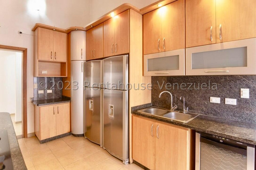 Imagen 13 de 27 de Espectacular Casa Amplia Y Bien Distribuida En Venta Altamira Caracas 23-28229
