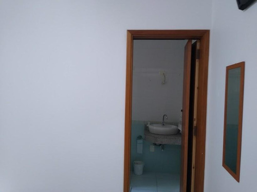 Excelente Apartamento 102 M², Sem Condominio, 3 Dormitorios, 2 Suites - Ap0243