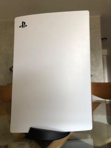 Play 5 / Playstation 5 / Ps5 / Poco Uso 