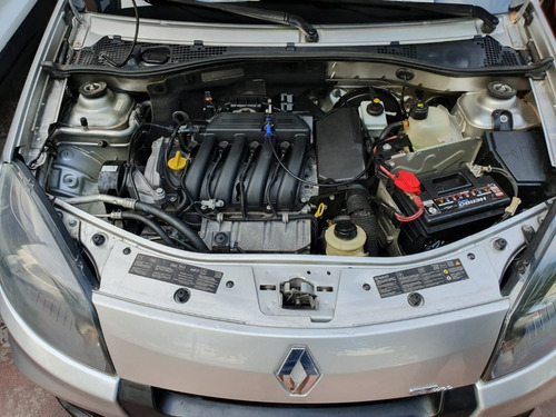 Imagen 8 de 8 de Renault Sandero Gt Line 1.6 16v Nav 2013