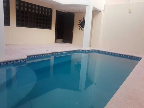 Hermosa, Grande Y Fresca Casa A Siete Minutos De La Playa