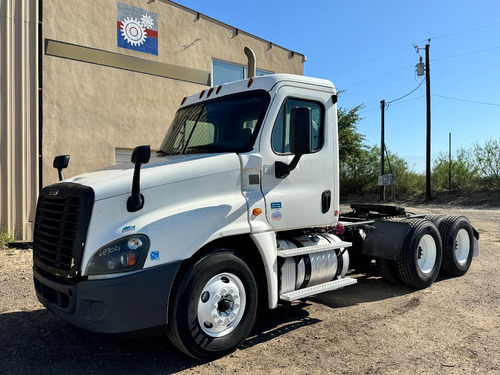 Tracto Camión Freightliner Casc 125 Año: 2015 Gm108763