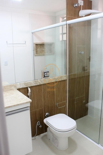 Apartamento Com 3 Dormitório(s) Localizado(a) No Bairro Ponta Da Praia Em Santos / Santos - 5610