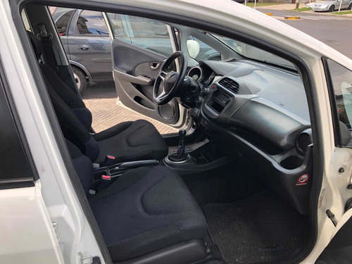 Imagen 11 de 12 de Honda Fit 2010 1.4 Lx-l Mt 100cv