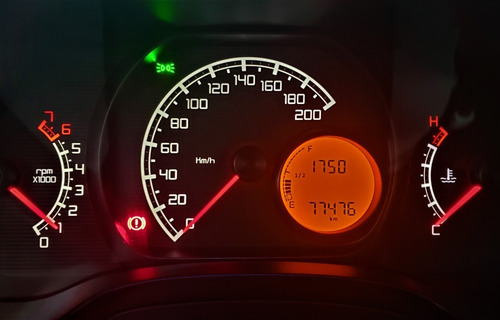 Imagem 14 de 15 de Fiat Siena