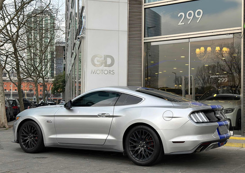 Ford Mustang 5.0 Gt 421cv
