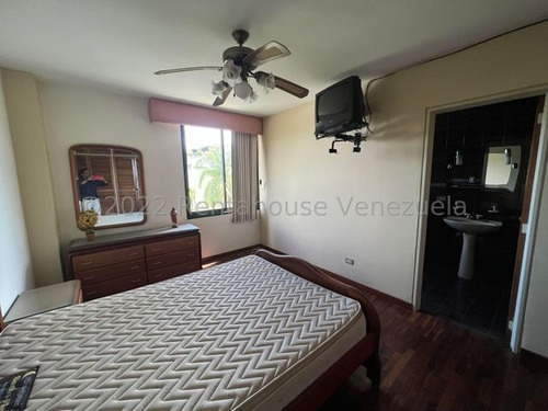 Imagen 10 de 16 de Apartamento En Venta Urb,miranda Mls #23-15668 Sc