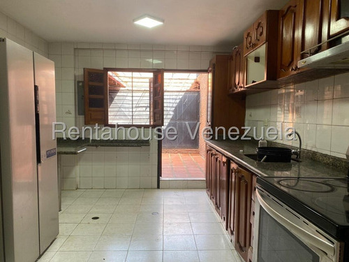 Townhouse En Alquiler En La Granja Naguanagua Valgo Comodo Amplio Cocina Moderna