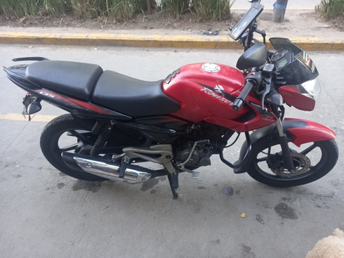 Imagen 2 de 6 de Bajaj Rouser 135