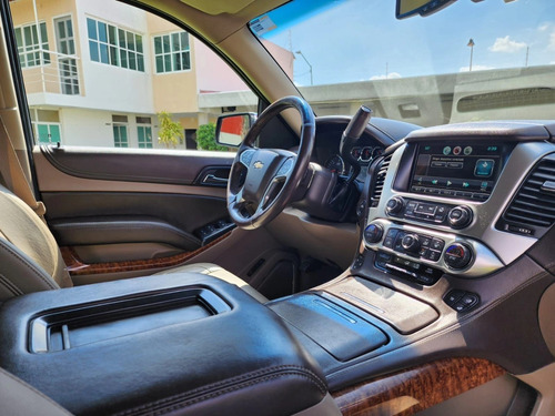 Chevrolet Suburban 5.3 Ltz V8 4wd 2da Cubo At