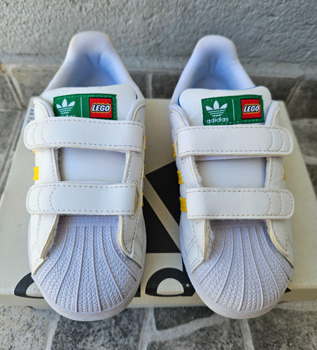 Zapatilla Adidas Superstar X Lego Niño (Usado)