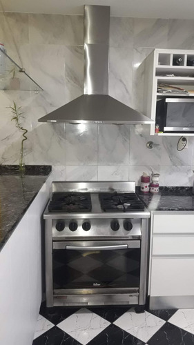 Venta De Casa Dos Dorm. + Dorm Y Baño De Servicio