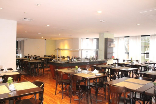 Flat À Venda, 36 M² Por R$ 185.000,00 - Centro - Curitiba/pr - Fl0001