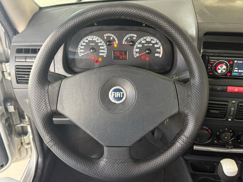 Fiat Palio 1.8 MPI HLX 8V FLEX 4P MANUAL