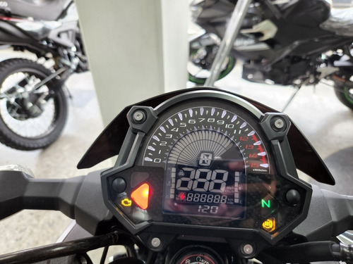 Imagen 8 de 17 de Kawasaki Z400