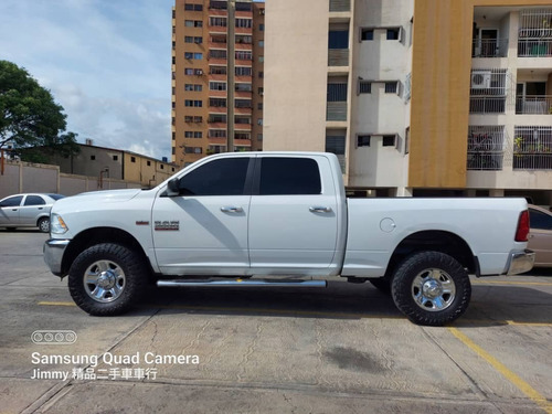 Imagen 4 de 10 de Dodge Ram 2500