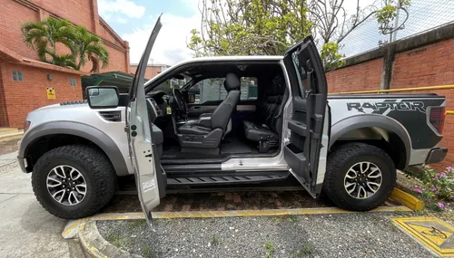 Ford F-150 6.2 Svt Raptor Scab