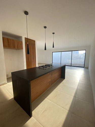 Estrena Hermosa Casa En Juriquilla Grand Preserve, 3 Recamar