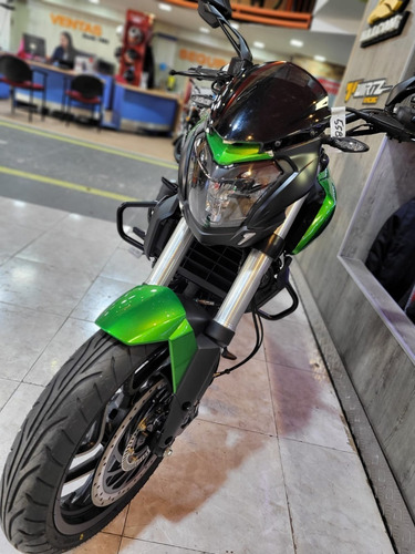 Imagen 8 de 11 de Bajaj Dominar 400 Dunlop Okm Tamburrino Motos