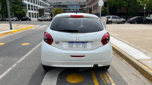 Imagen 4 de 15 de Peugeot 208 Feline 1.6 2018