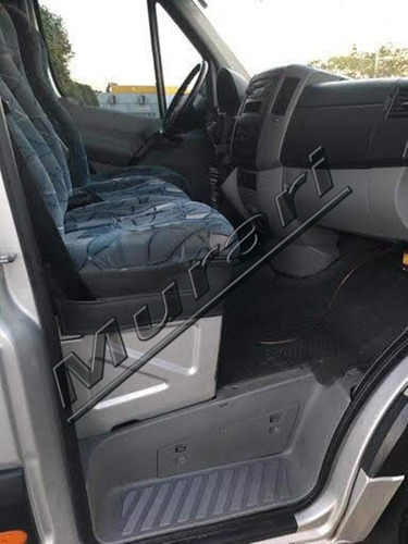 Imagem 11 de 14 de Sprinter 415 Alongada 19 Lug. Ano 2014 Executiva Vn-ref 695
