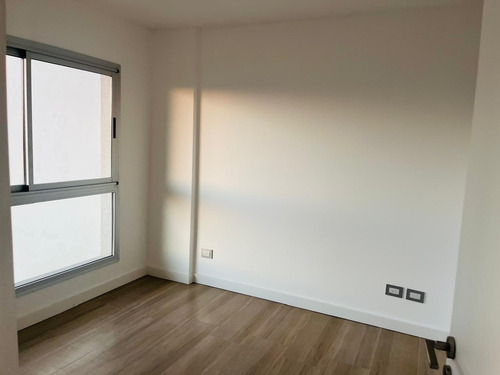 Departamento En Venta 2 Ambientes Quilmes Centro, Con Cochera