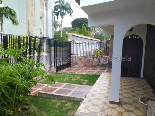 Imagen 29 de 30 de Casa En Venta En Barquisimeto. Zona Centro, Selena Pacheco Tlf. 04245197639. Cód. 21-19623. Lara, Venezuela