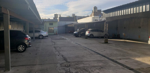 Imagen 3 de 5 de Cochera - Lanús