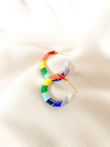 Imagem 7 de 9 de Argola Ane - Colorida Rainbow